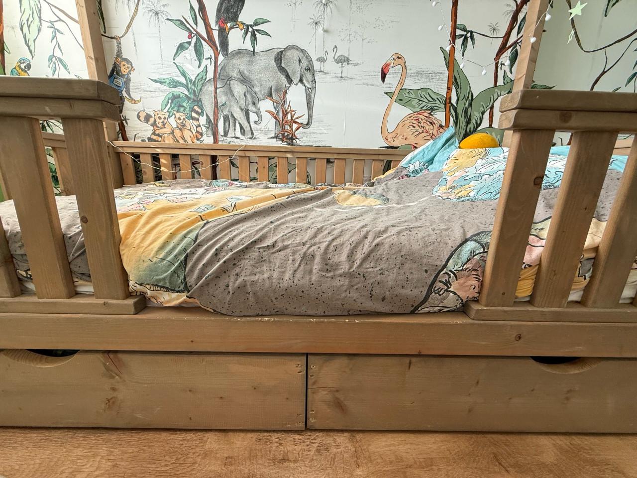 Bedhuisje eenpersoonsbed