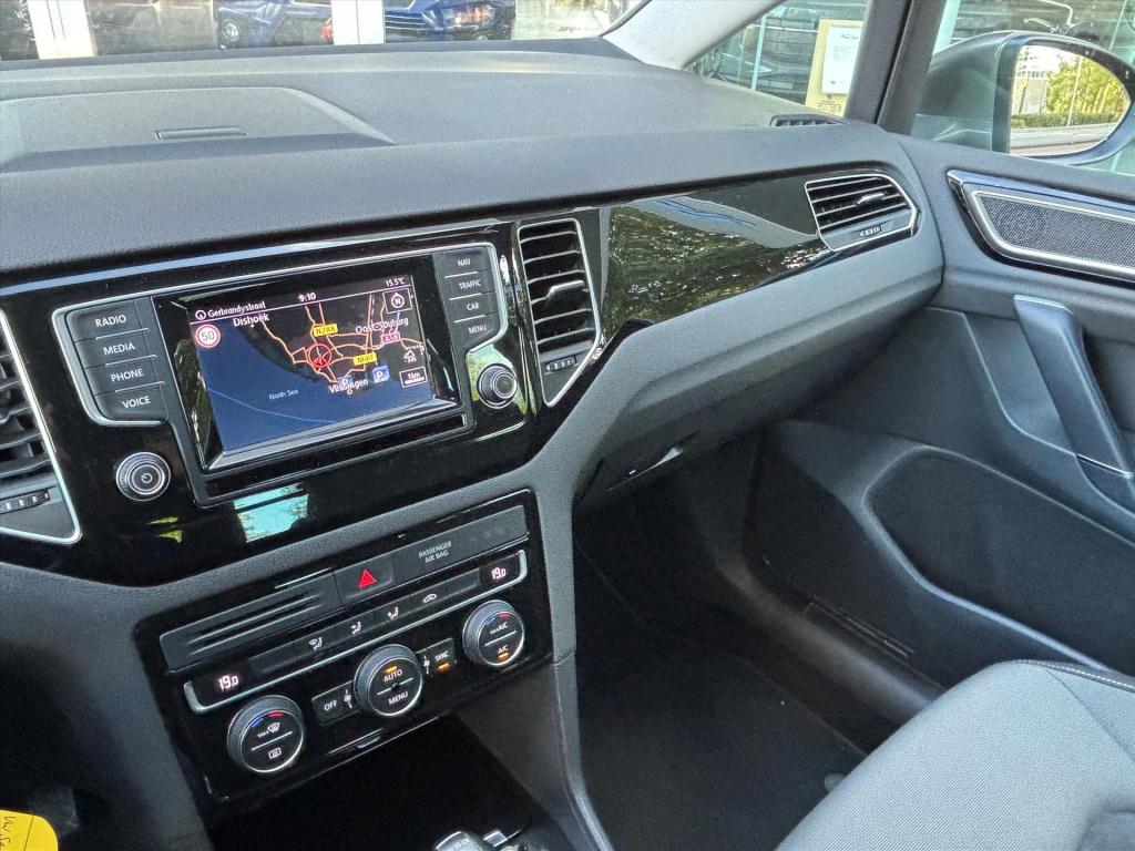 Volkswagen Golf Sportsvan 1.4 tsi 125pk dsg highline| trekhaak| navi|cruise