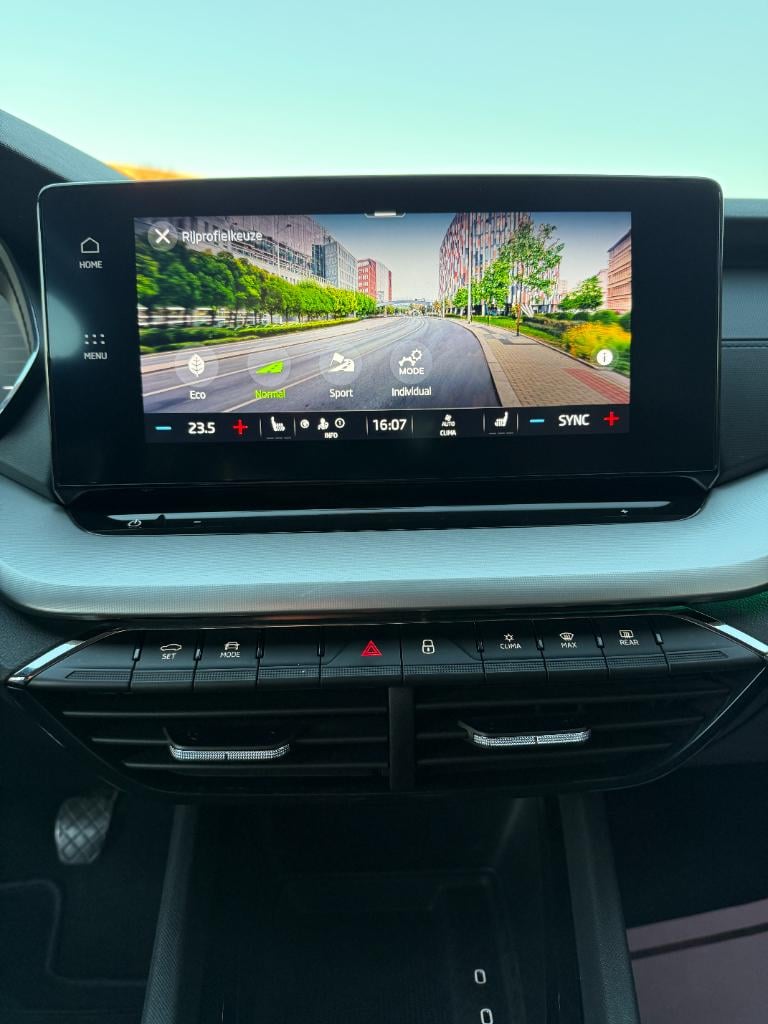 Skoda Octavia combi 1.5 tsi - first edition