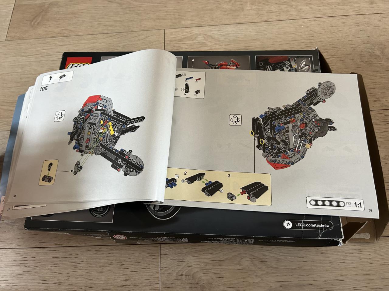 Lego Technic 42107 – Ducati Panigale V4 R