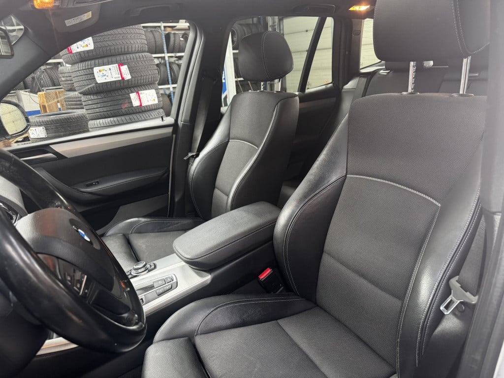 BMW X3 xdrive20i high executive | m-pakket | 19'' lmv | pano | camera