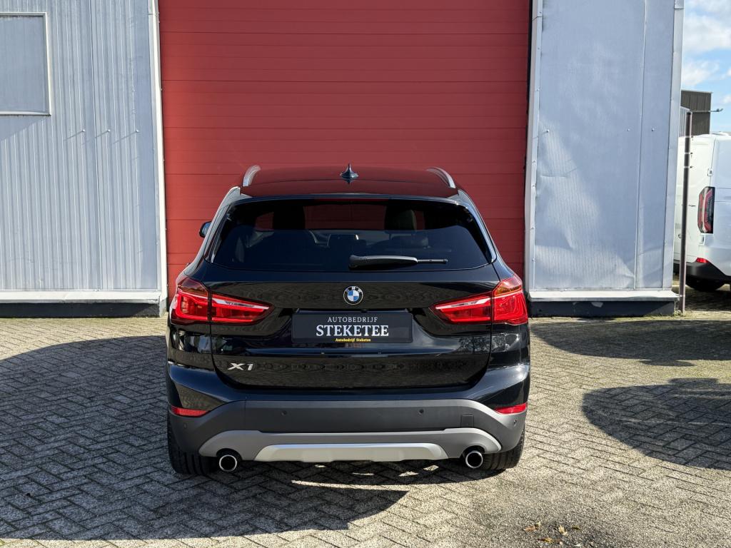 BMW X1 sdrive20i executive | 1ste eig. | camera | trekhaak | rijklaar inclu