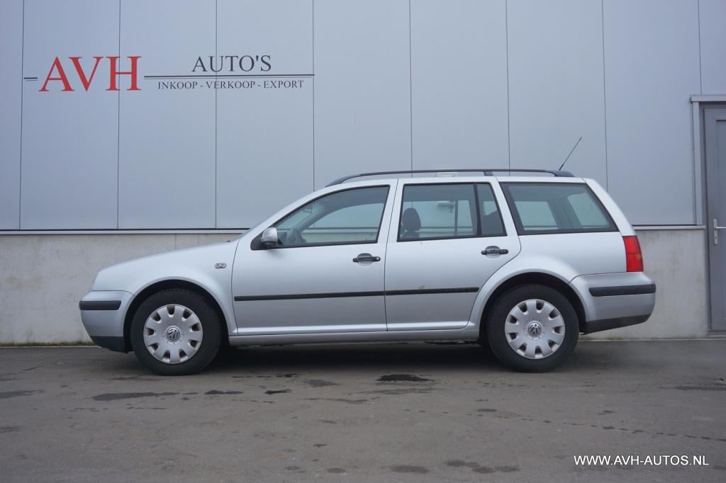 Volkswagen Golf variant 1.6-16v turijn