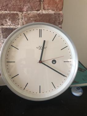 Wandklok NeXtime