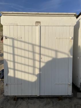 Gratis afhalen: strandhuisje om op te knappen