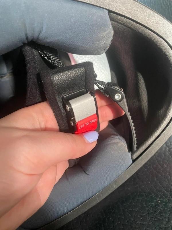 Roze metallic dameshelm Nolan S