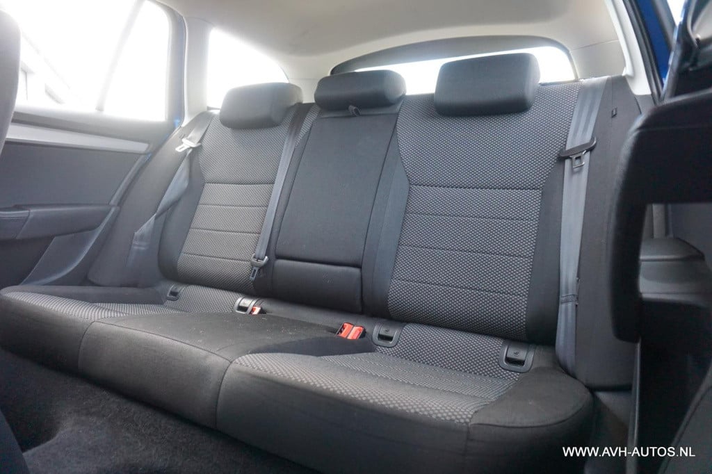 Skoda Octavia combi 1.4 tsi greentech ambition businessline dsg
