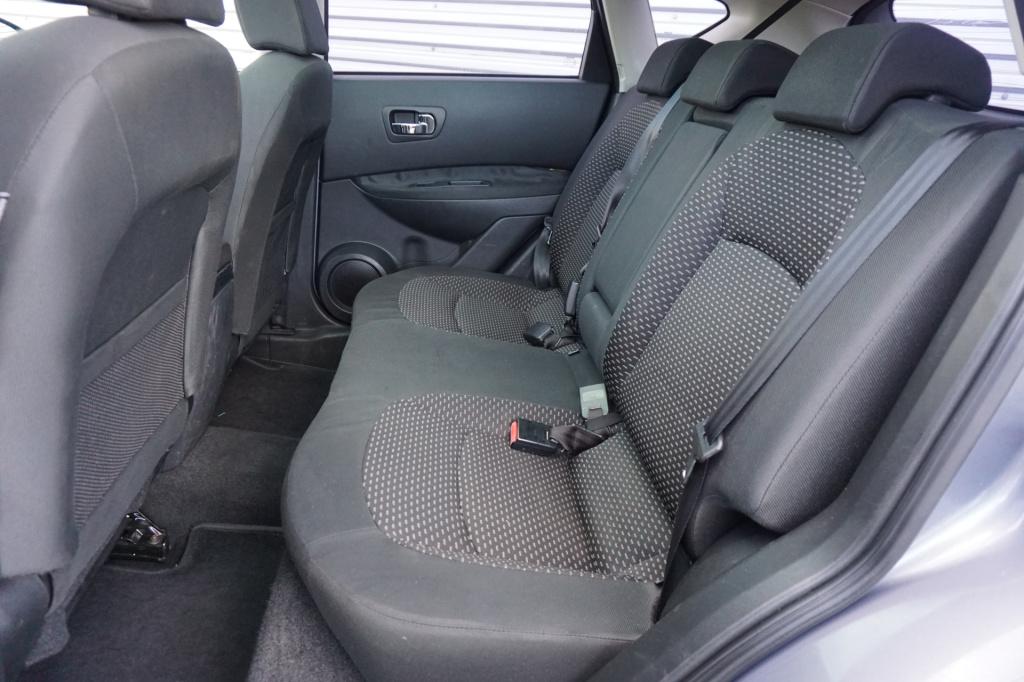 Nissan Qashqai 1.6 acenta airco / cruise / elektr. ramen / parkeers. / trek