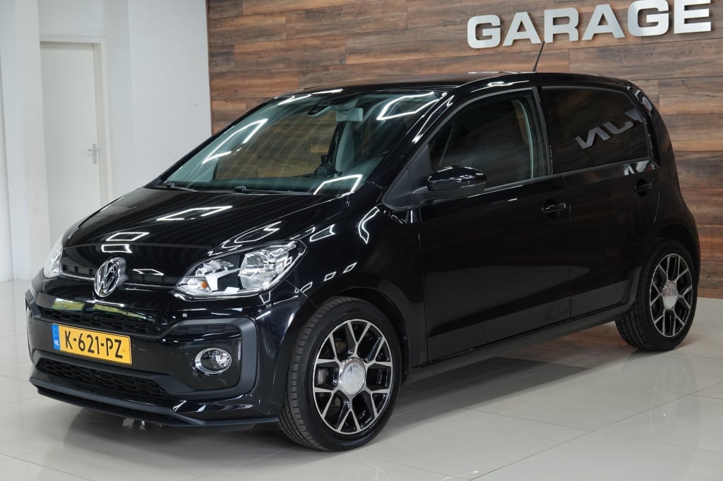 Volkswagen UP! 1.0 tsi high up! | cruise | pdc | bluetooth |