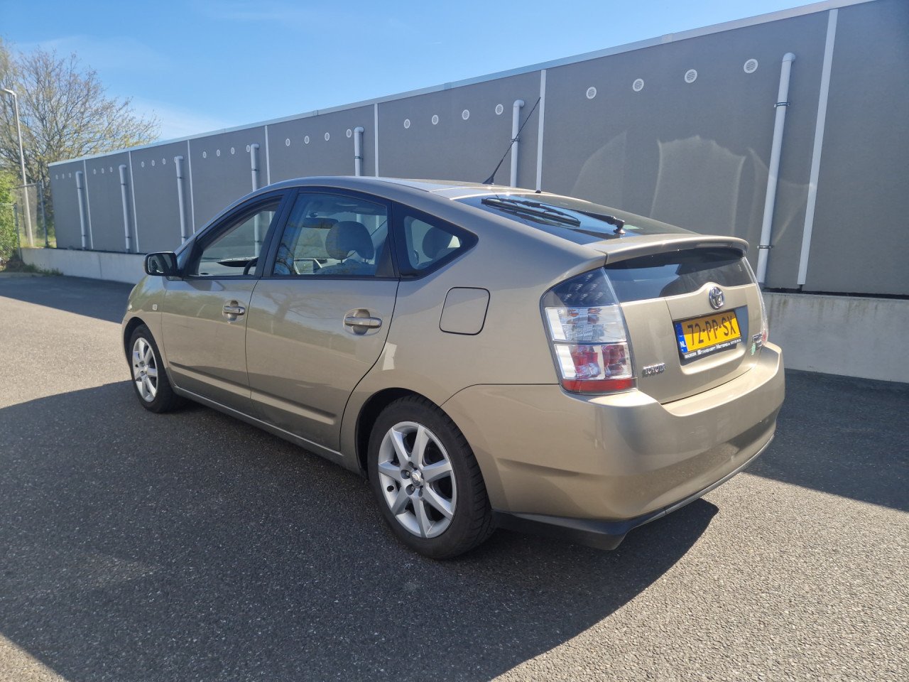 Toyota Prius 1.5 VVT-i