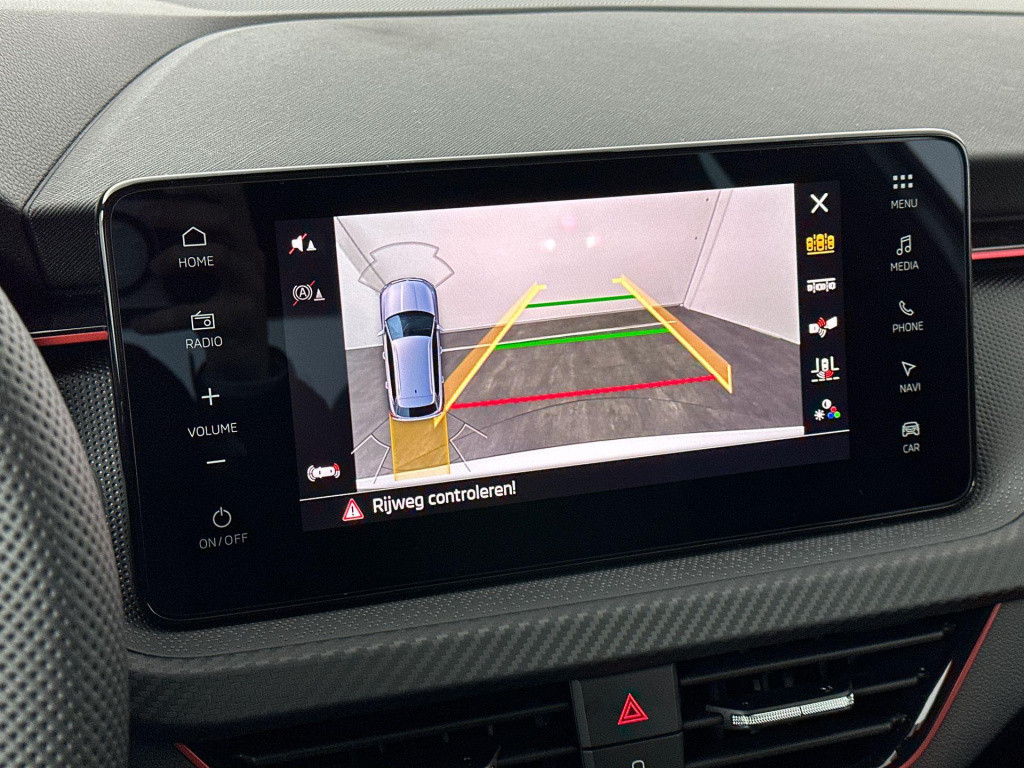 Skoda Kamiq 1.0 tsi monte carlo - travel assist plus -