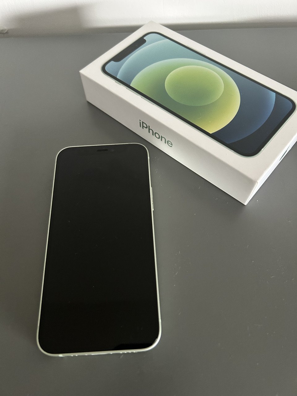 Apple IPhone 12 mini pastel groen