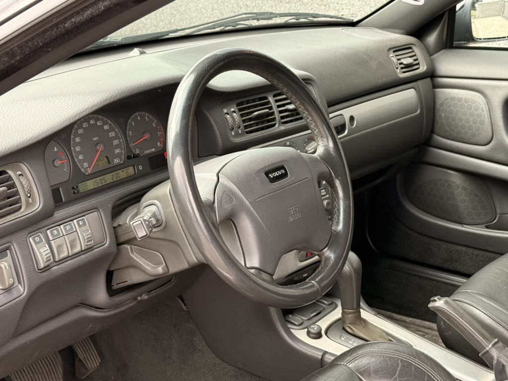 Volvo C70 convertible 2.4 t tourer | leder | windscherm | stoelverwarming |