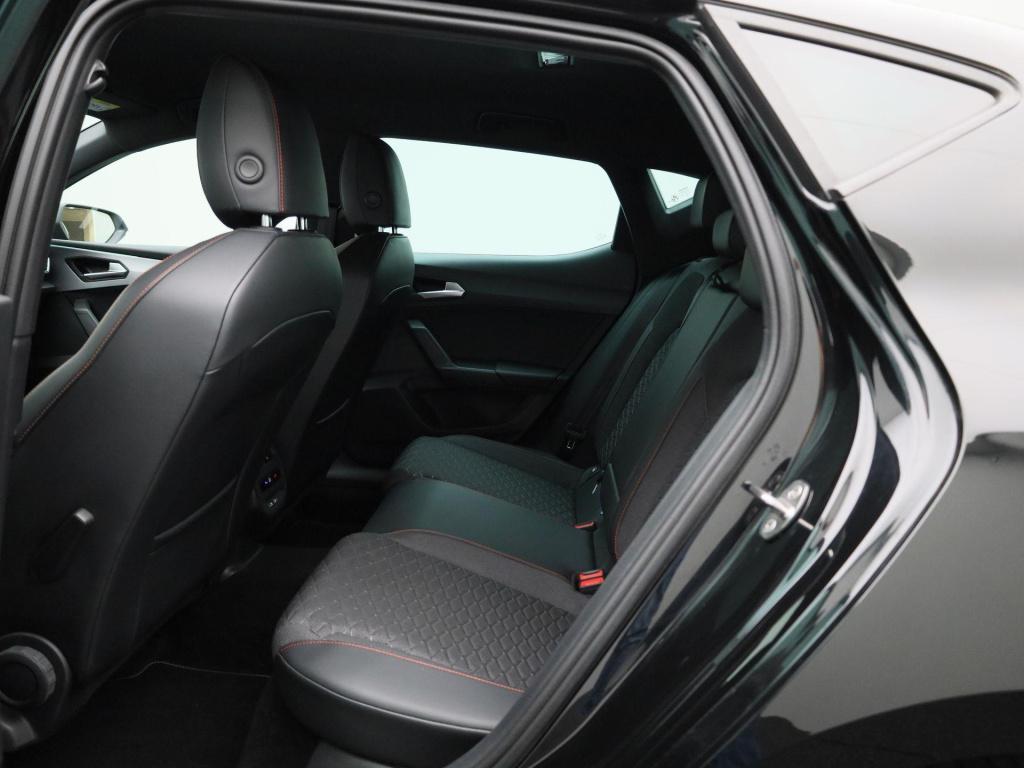 Seat Leon 1.0 etsi fr business intense | automaat | navigatie | stoel/stuur