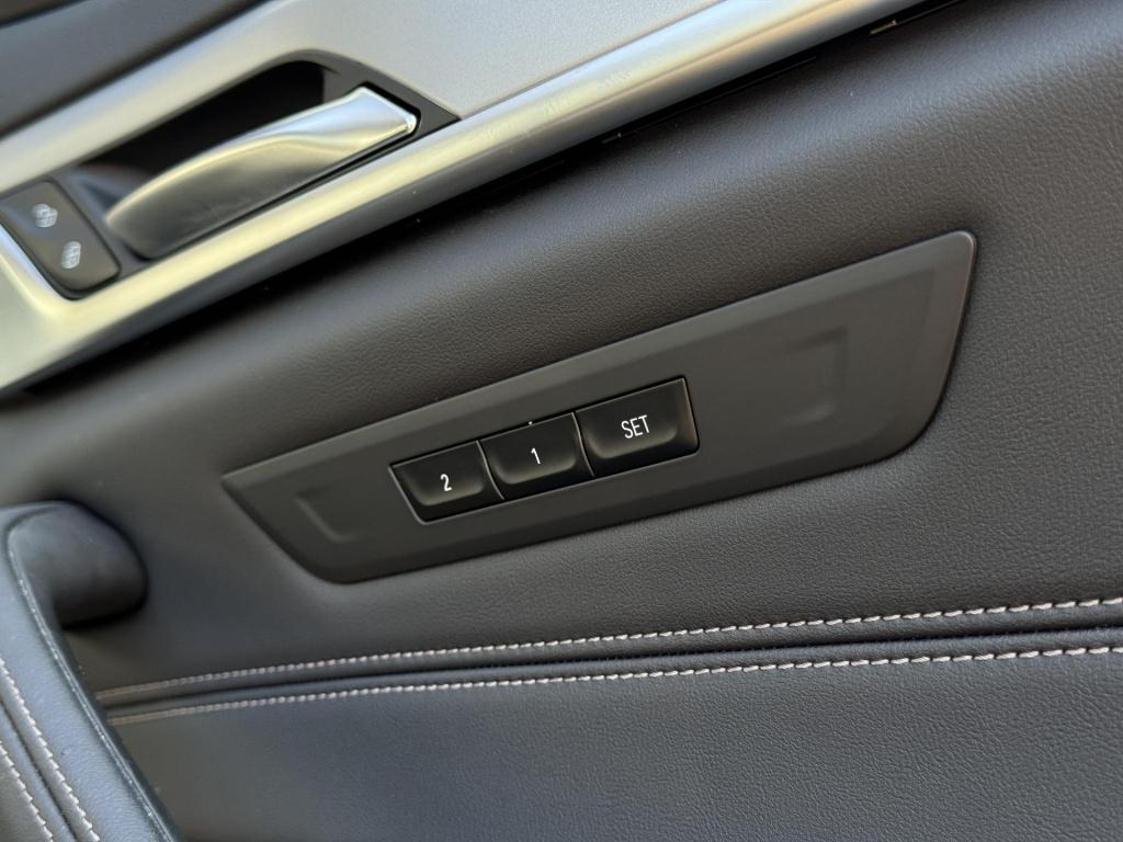 BMW 5 Serie touring 530e xdrive business edition plus soh 98% nl-auto!