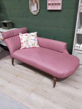 Chaise longue, nieuw bekleed!