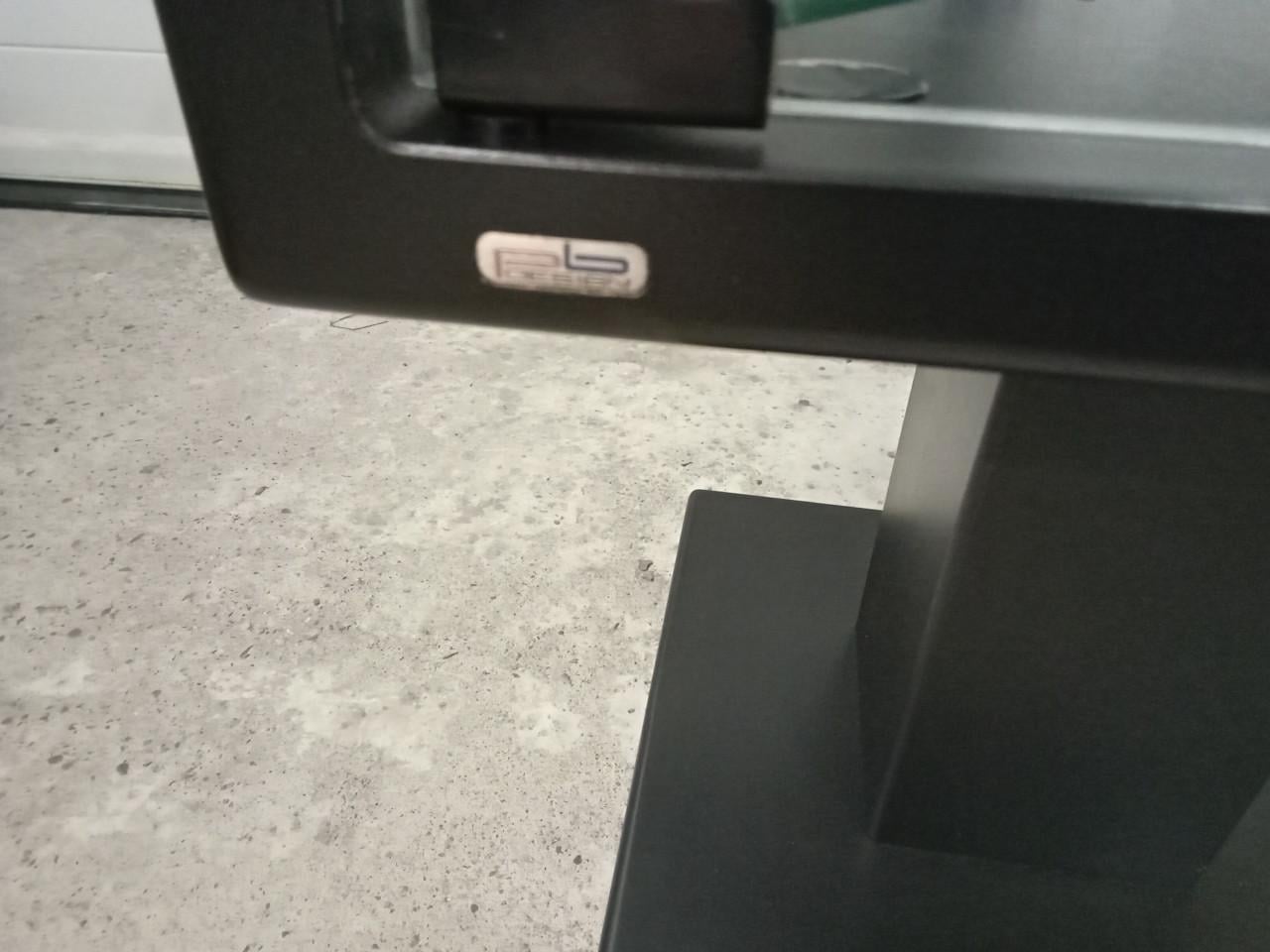 Akai cube by pb design