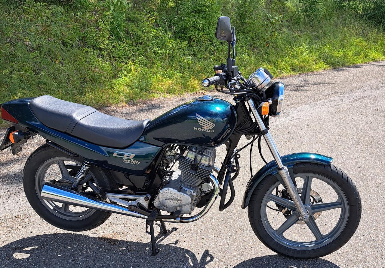 Honda CB250 "Two Fifty" 1997