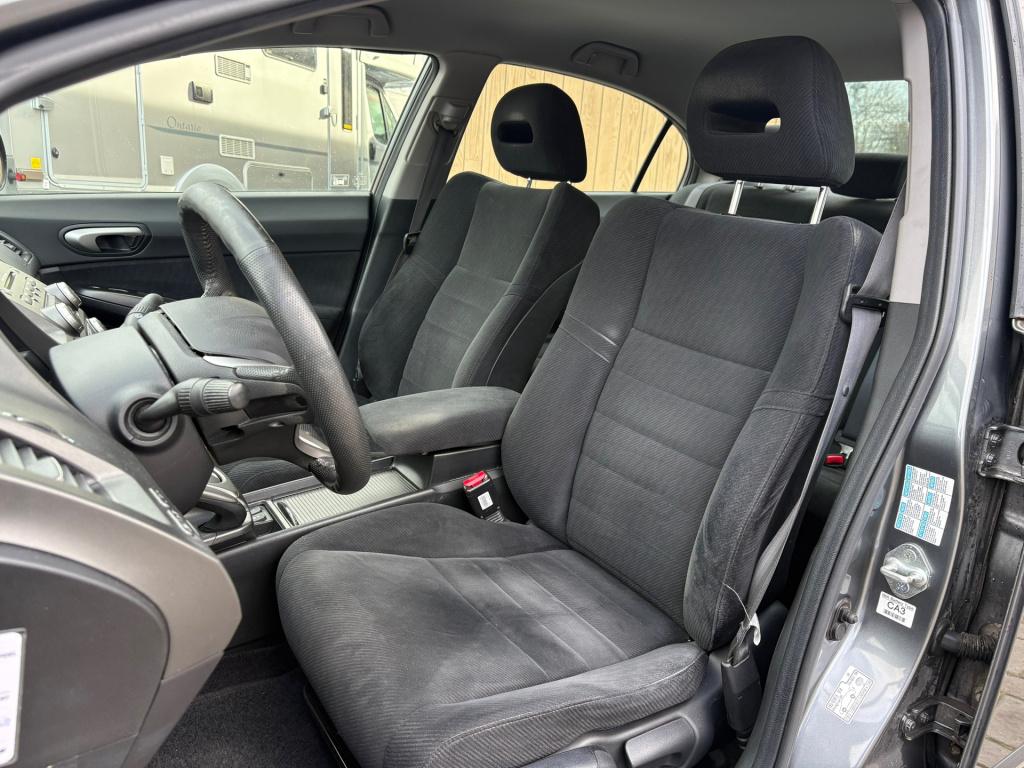 Honda Civic 1.3 hybrid