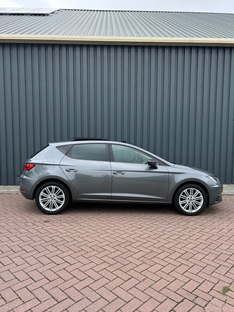 Seat Leon 1.4 TSI 125PK 2017 Grijs