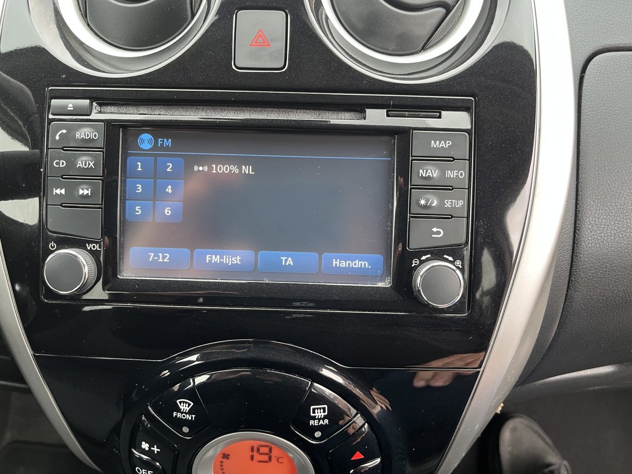 Nissan Note 1200 Connect Edition