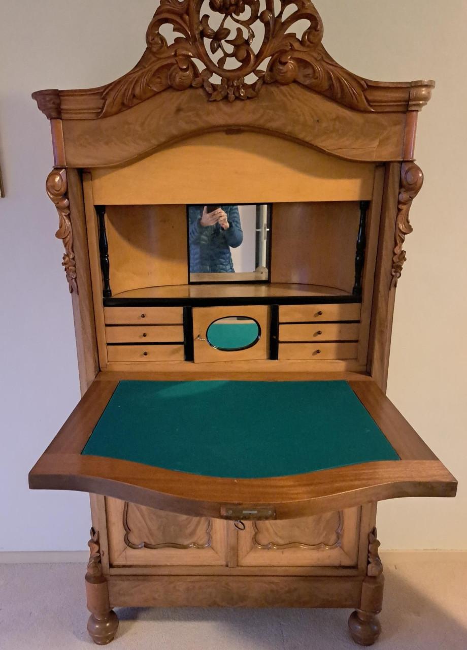 Secretaire antiek