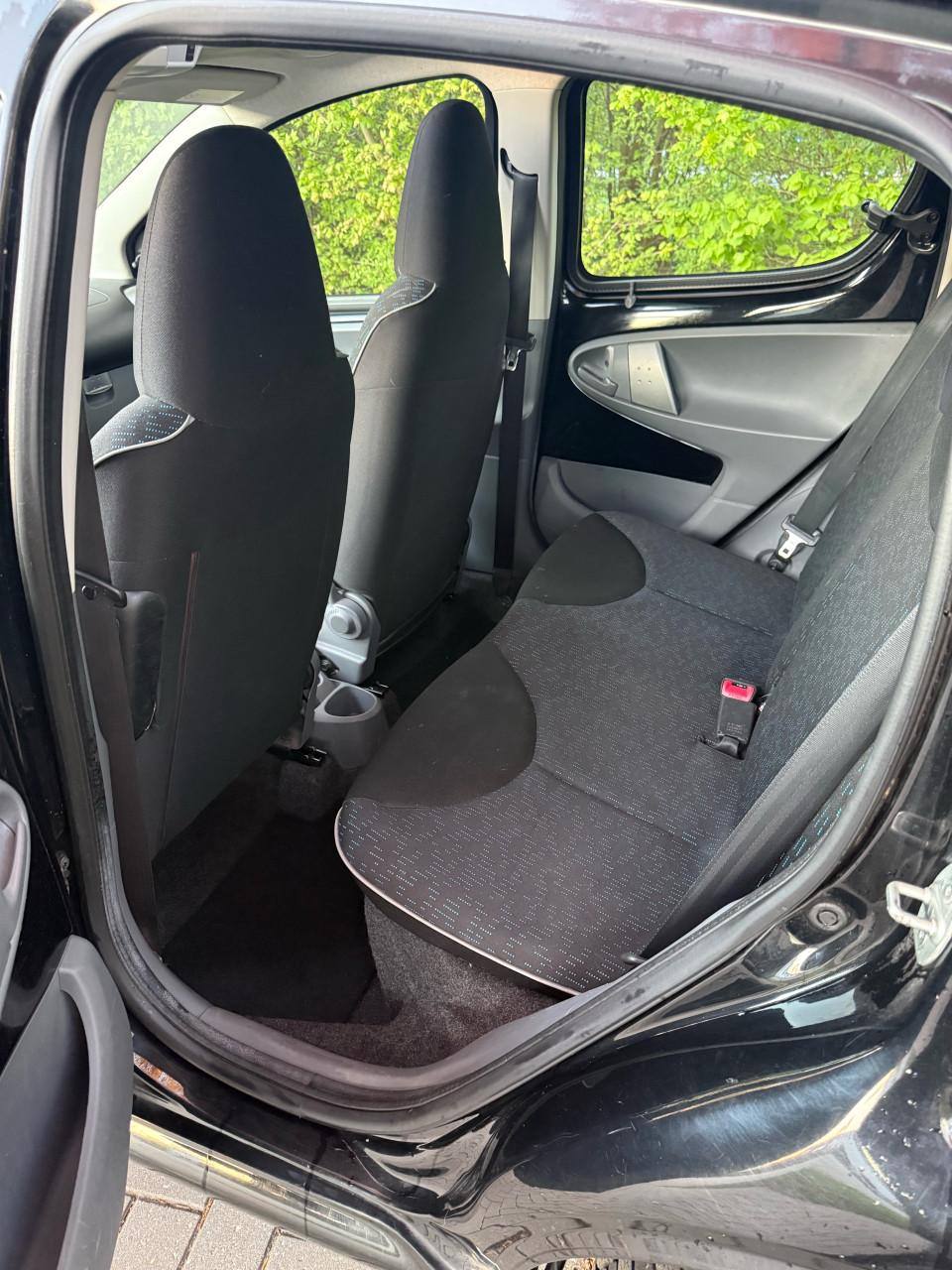 Nette Peugeot 107 1.0 5DR 2010 Open dakje, Airco, Carplay!