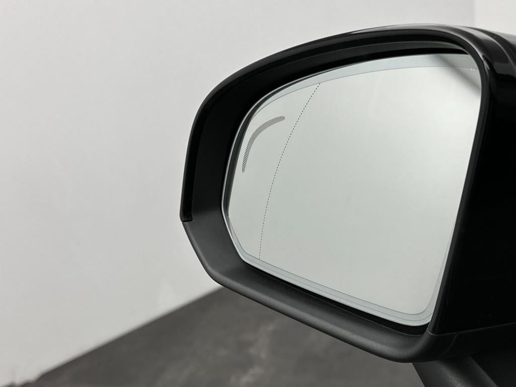 Volvo XC40 p8 408pk recharge r-design| cruise.controle| stoelverwarming