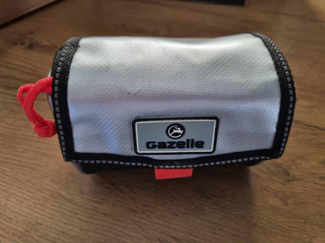 Gazelle fietstasje – zadeltas inclusief inhoud