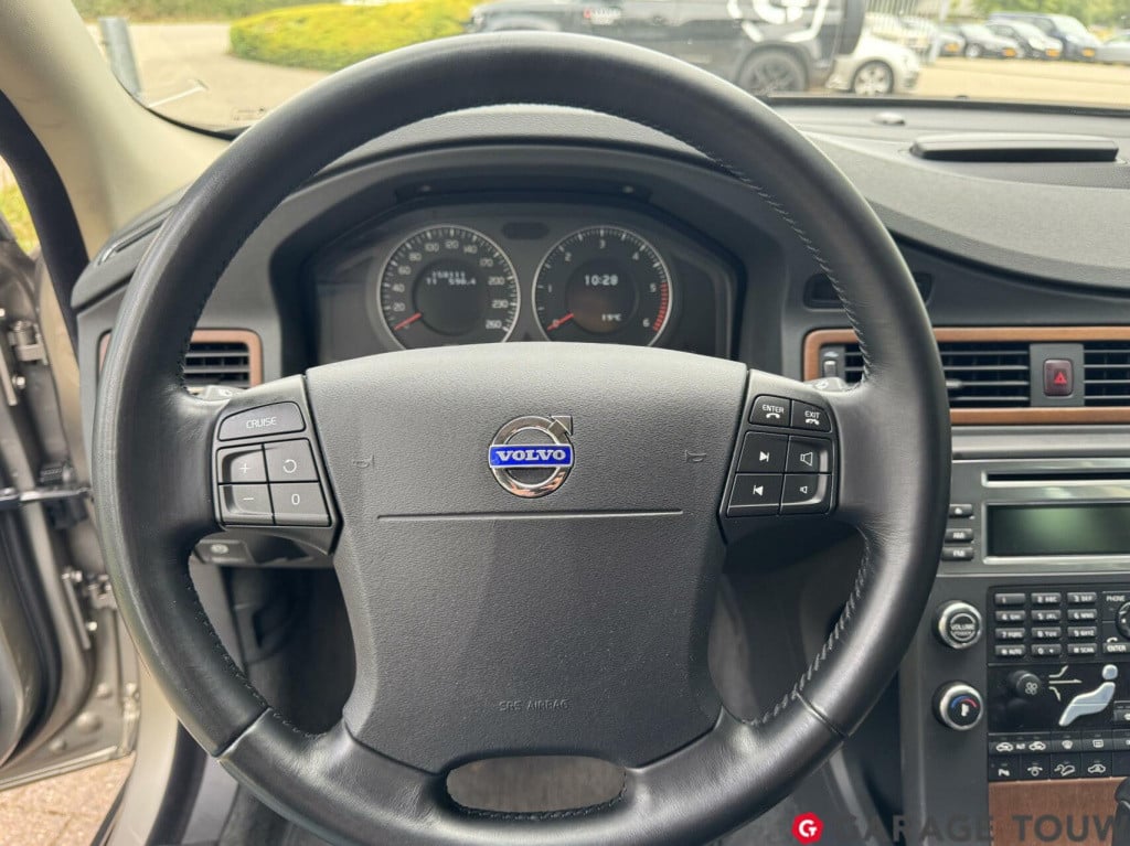 Volvo XC70 2.4 d5 summum
