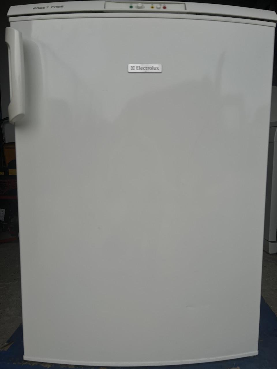 NoFrost tafelmodel vrieskast 85x60 cm. Inhoud vriezer 100 Liter