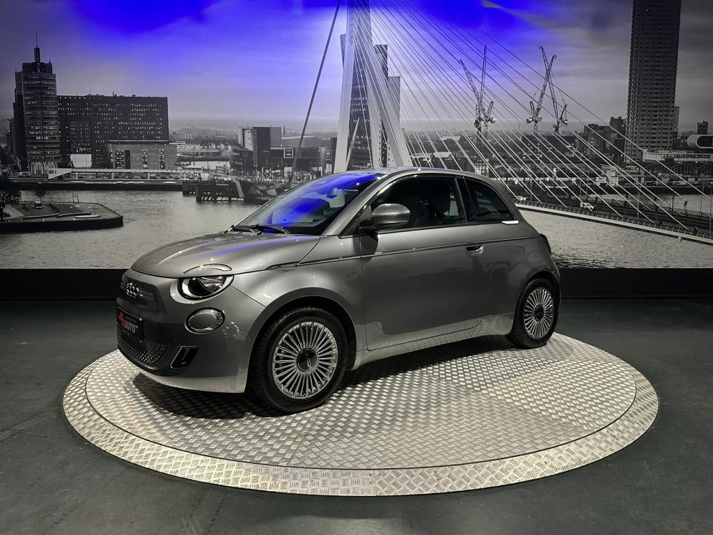 Fiat 500 icon 42 kwh *carplay*camera*