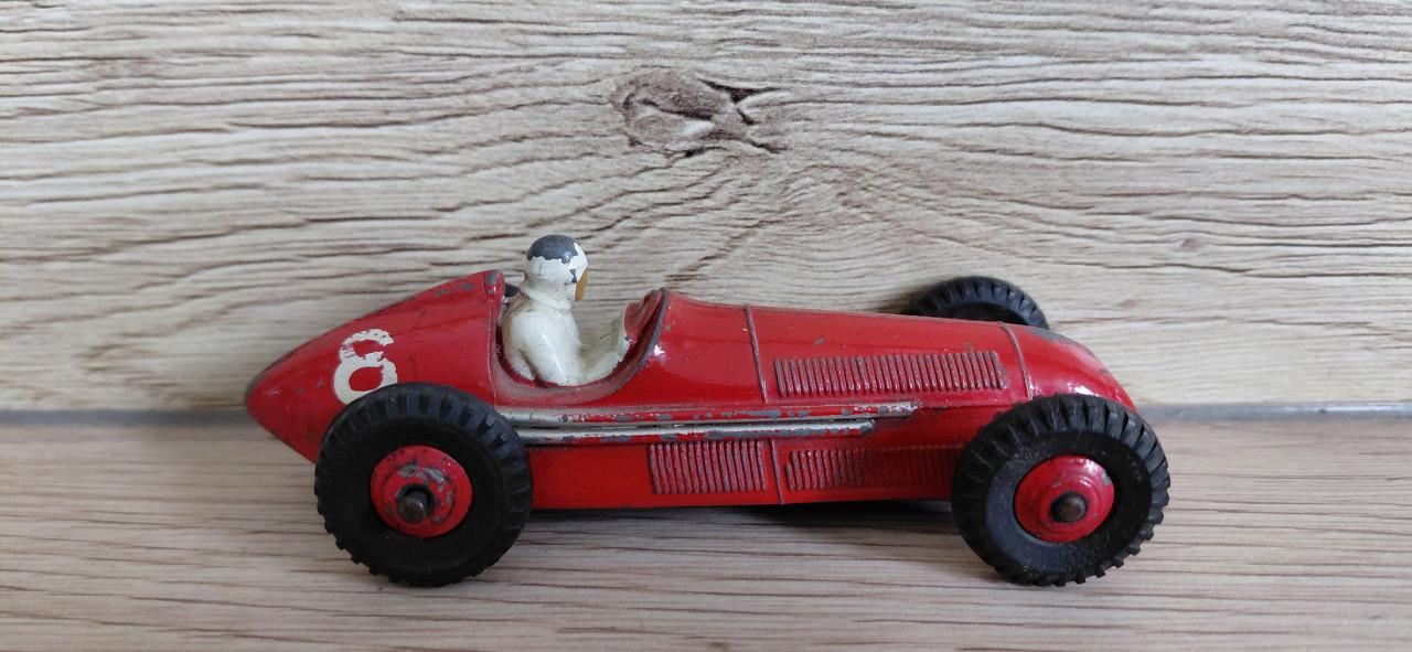 Alfa Romeo racer nr. 232 Dinky Toys