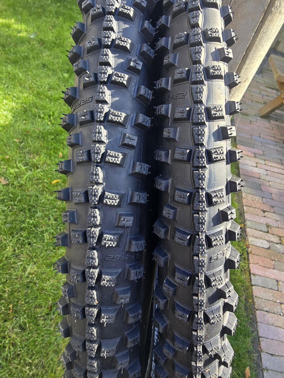 Nieuwe Shimano Smart Sam 29 x 2.25 TR band te koop.
