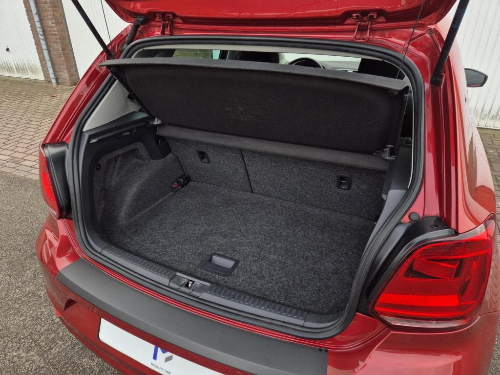 Volkswagen Polo 1.2 tsi comfortline / 5-deurs / airco / cruisecontrol / par