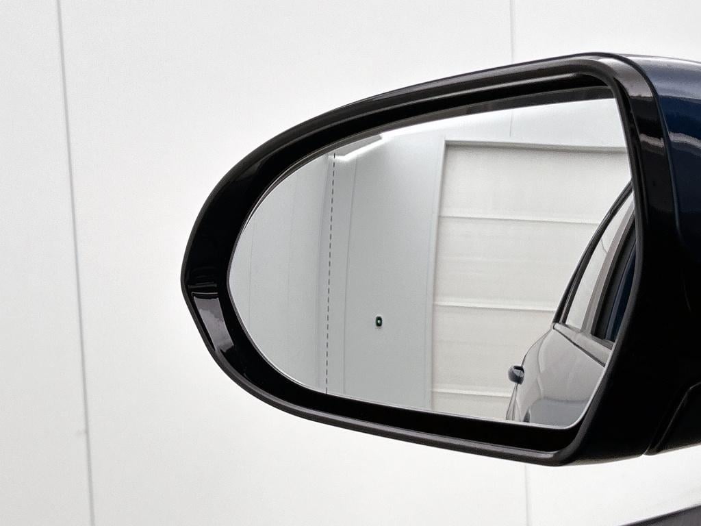 Kia Niro 1.6 gdi hybrid first edition