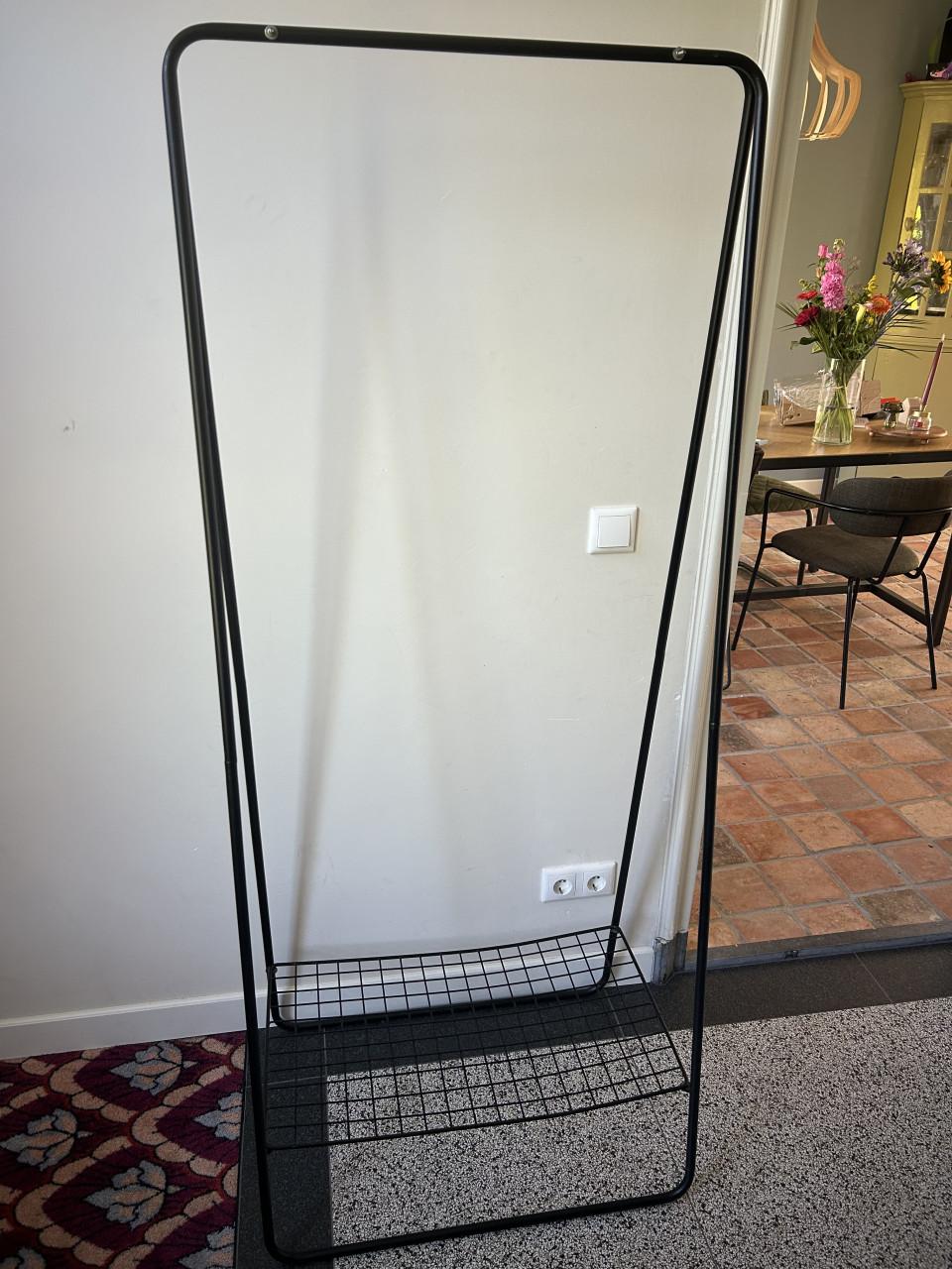 Gratis af te halen: kapstok