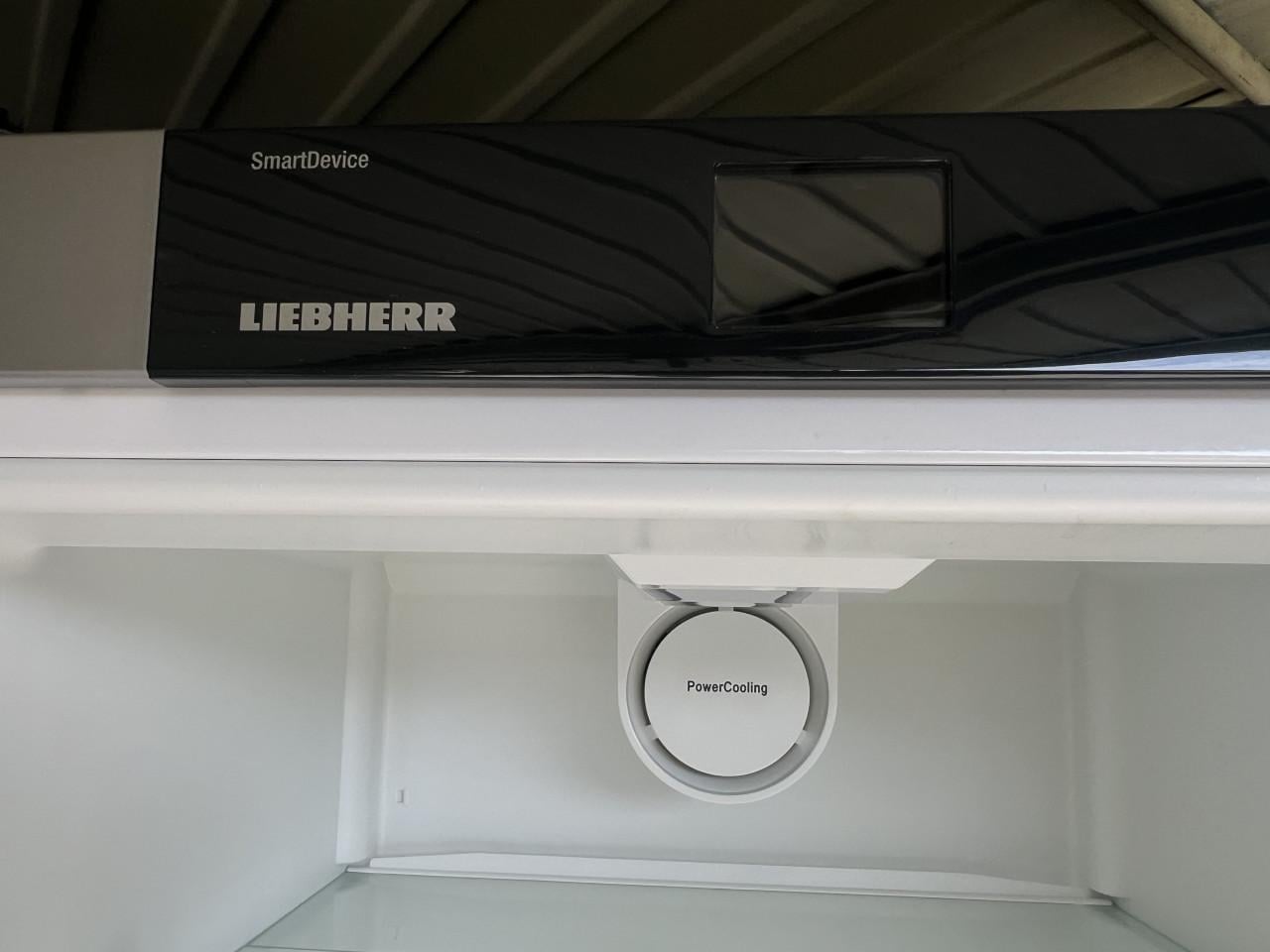 Liebherr RVS A+++ koel vries combinatie koelkast vriezer 180x61x66 cm. HBD.