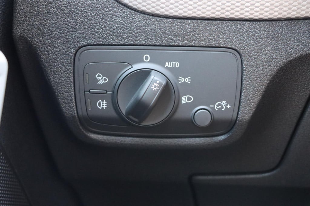 Audi Q2 35 tfsi 150pk s tronic pro line