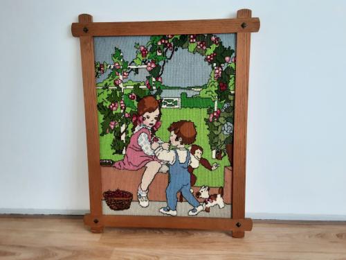 Rie cramer    schilderij geborduurd met eiken lijst