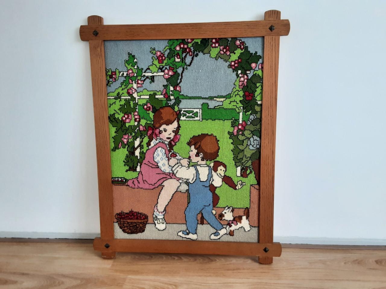 Rie cramer    schilderij geborduurd met eiken lijst