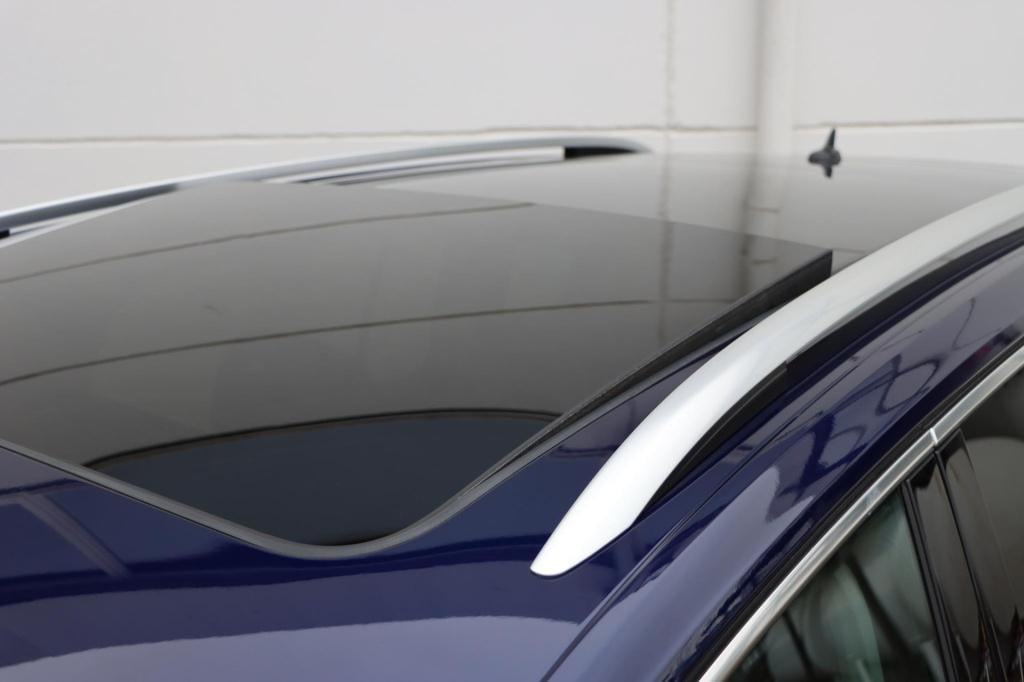 Volkswagen Touran 1.8 tsi highline 180pk dsg7