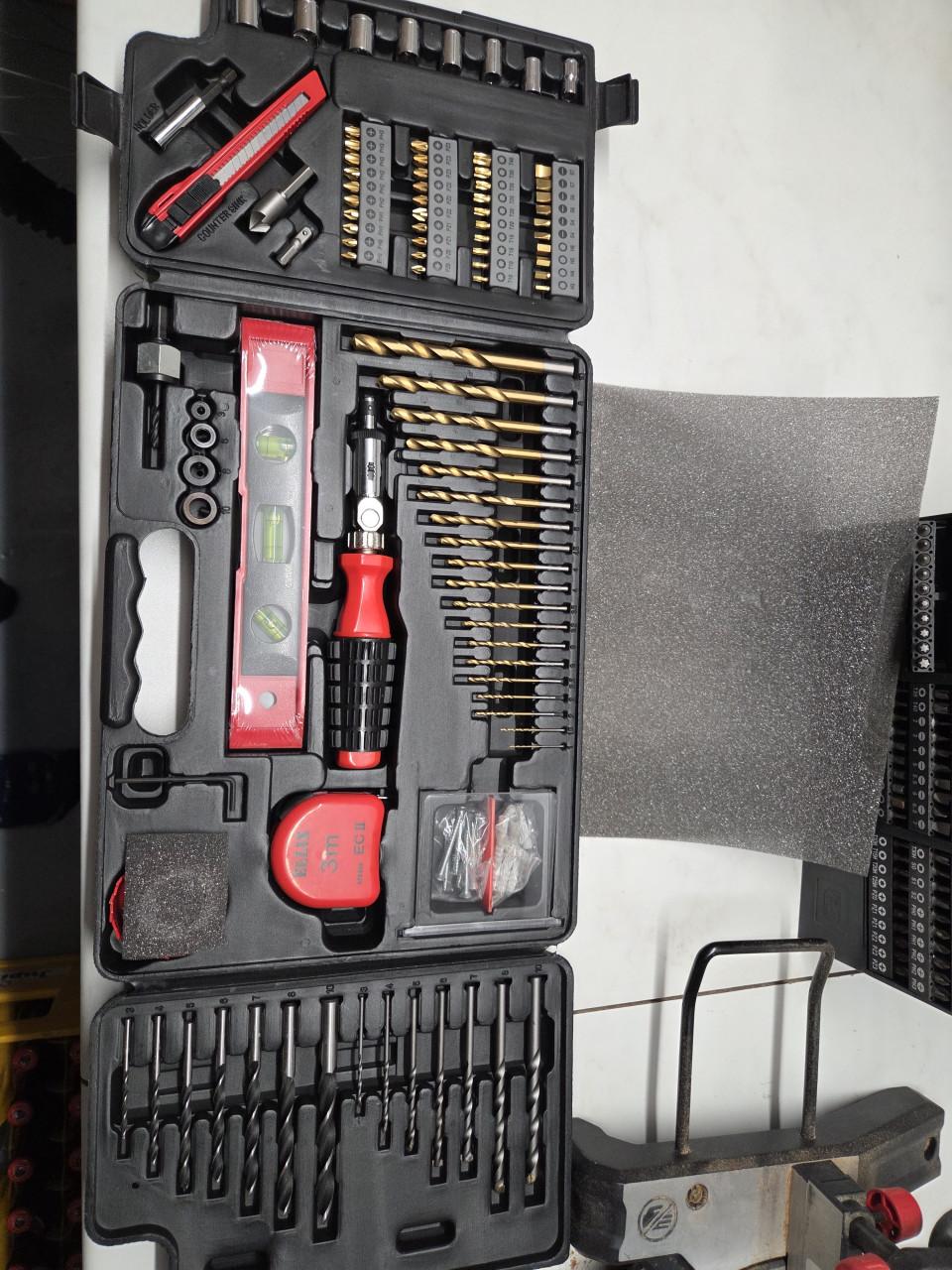 Complete gereedschapset nieuw