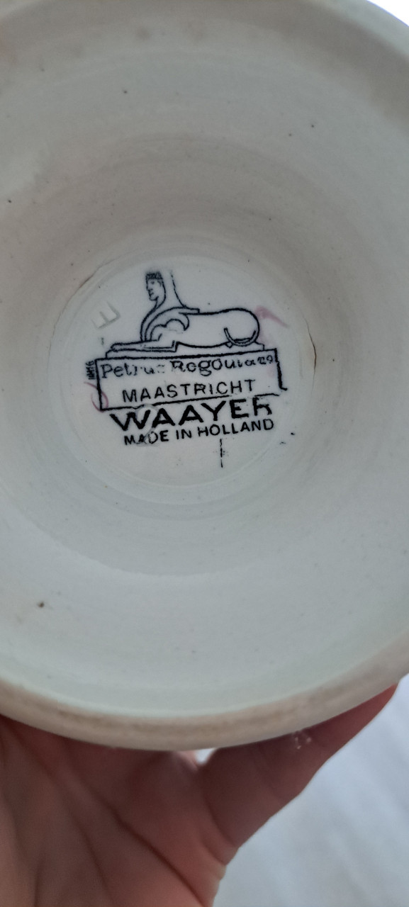 4 Antieke kast kommen