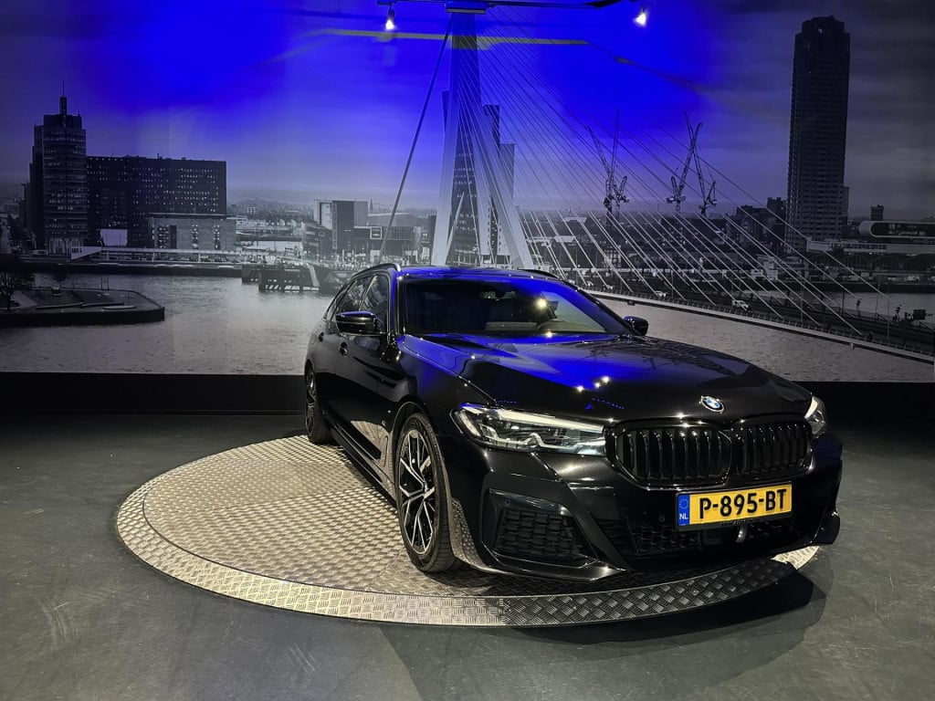 BMW 5 Serie touring 520i high executive m-pakket *camera*leer*