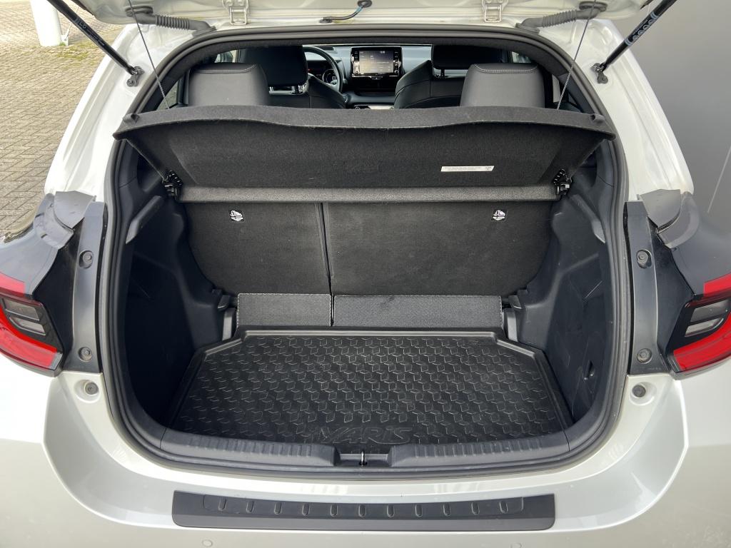 Toyota Yaris 1.5 hyb. executive