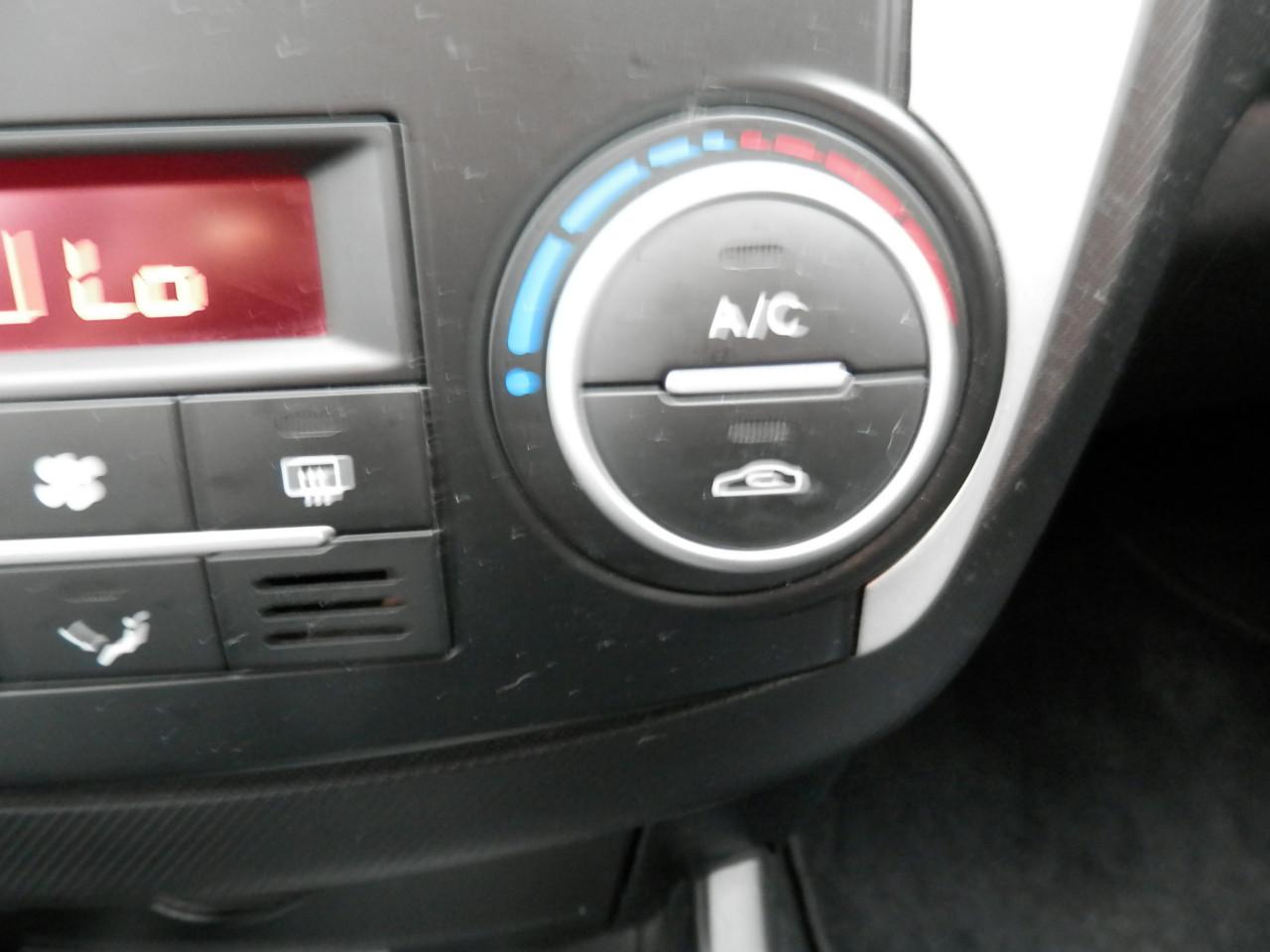 Auto Garant Biedt Aan: KIA Cee D 1.4 Navigator Plus Pack