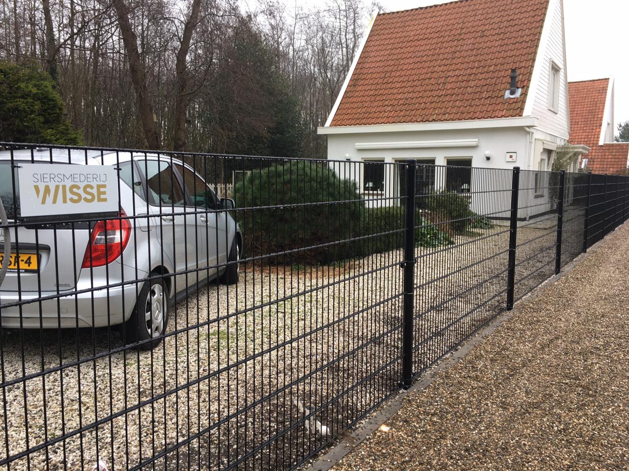 Netjes en Voordelig Hekwerk en Poorten.