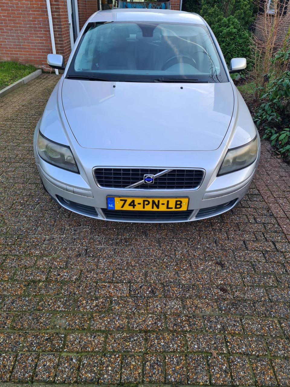 Volvo S40 2004