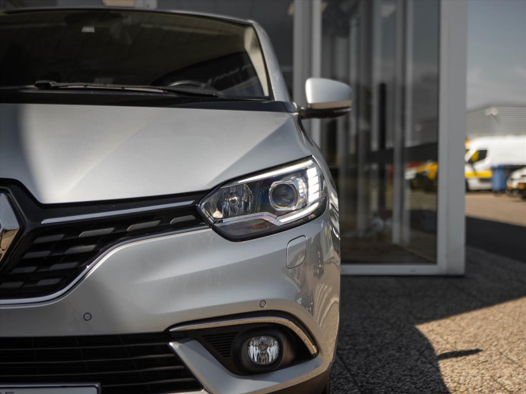 Renault Scenic tce 130 intens | climate control | navigatie | park. sensore